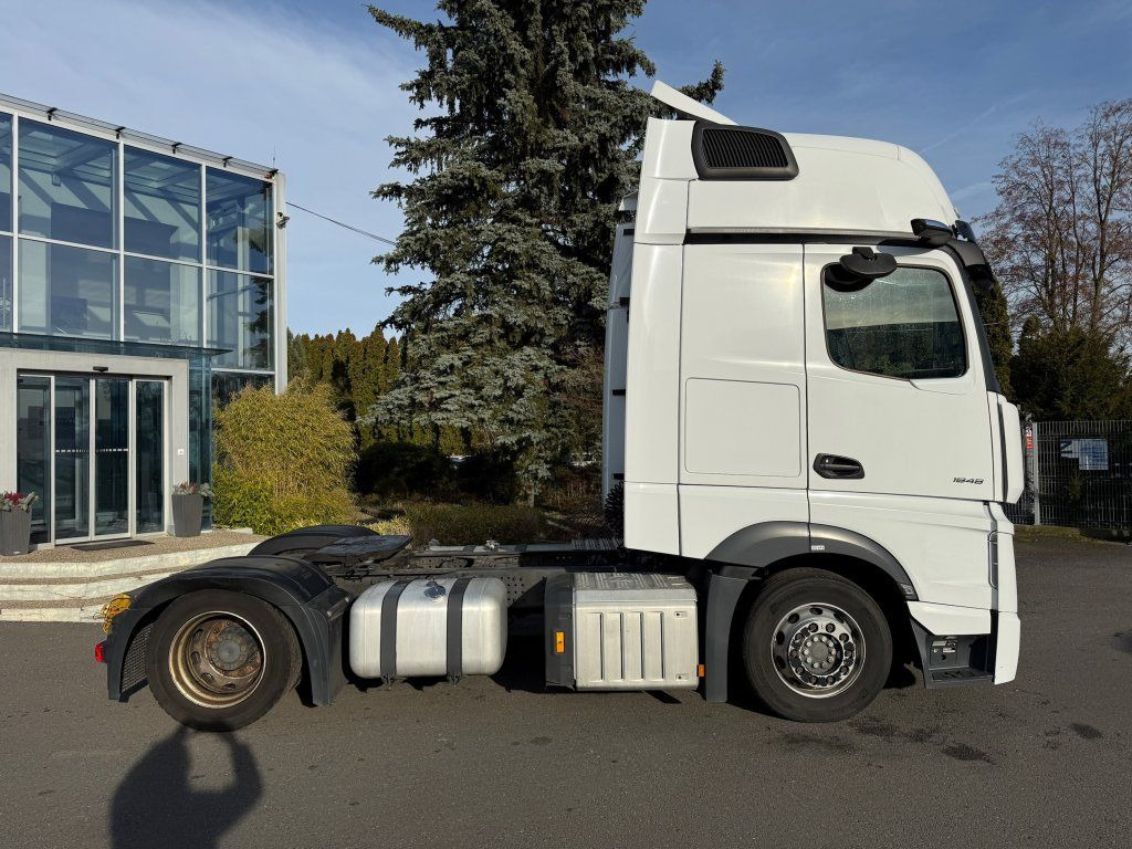 Mercedes-Benz 1848 Actros Gigaspace MEGA/lowdeck NEW TACHO - Тягач: фото 3 Mercedes-Benz 1848 Actros Gigaspace MEGA/lowdeck NEW TACHO - Тягач: фото 3