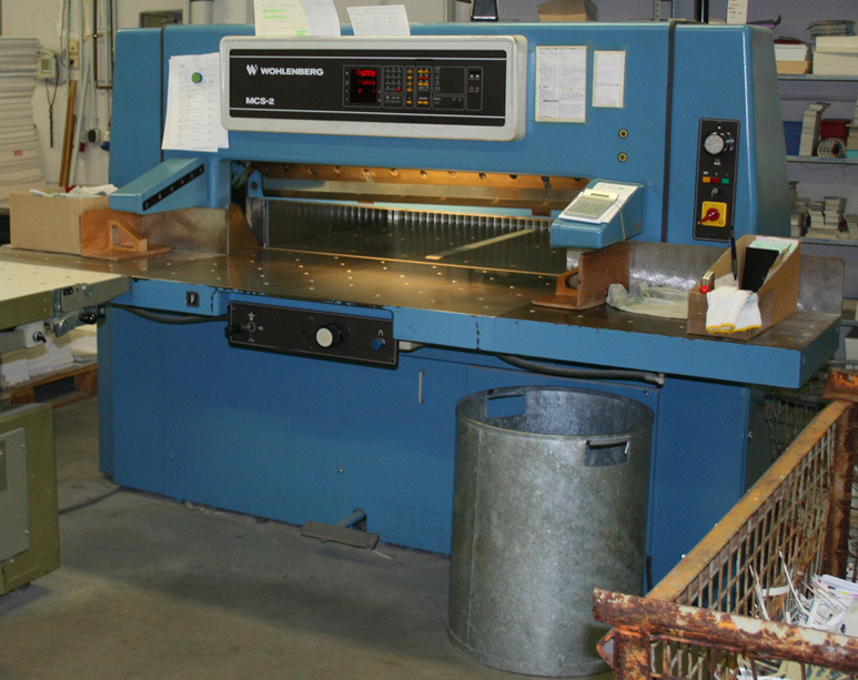 Wohlenberg 115 MCS-2 cutting machine - Бумагорезательная машина: фото 1 Wohlenberg 115 MCS-2 cutting machine - Бумагорезательная машина: фото 1