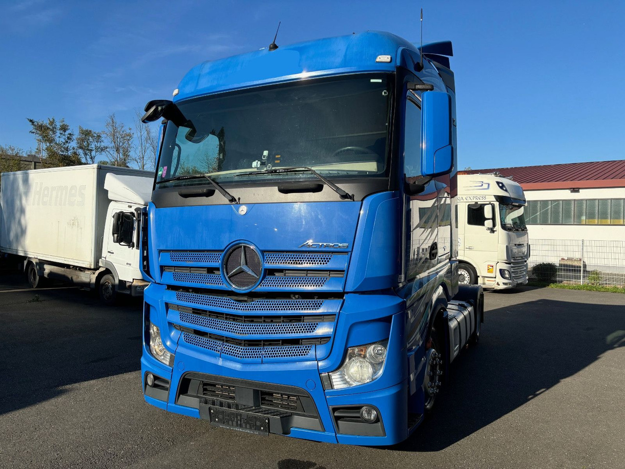 Mercedes-Benz 1836 Mercedes-Benz 1836 - Тягач: фото 1 Mercedes-Benz 1836 Mercedes-Benz 1836 - Тягач: фото 1