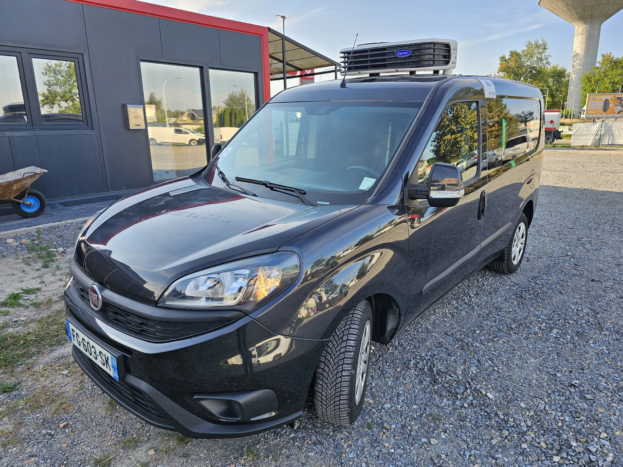 FIAT DOBLO CHLODNIA MROZNIA - 20 C CARRIER KLIMA EURO6 - Фургон-рефрижератор: фото 1 FIAT DOBLO CHLODNIA MROZNIA - 20 C CARRIER KLIMA EURO6 - Фургон-рефрижератор: фото 1