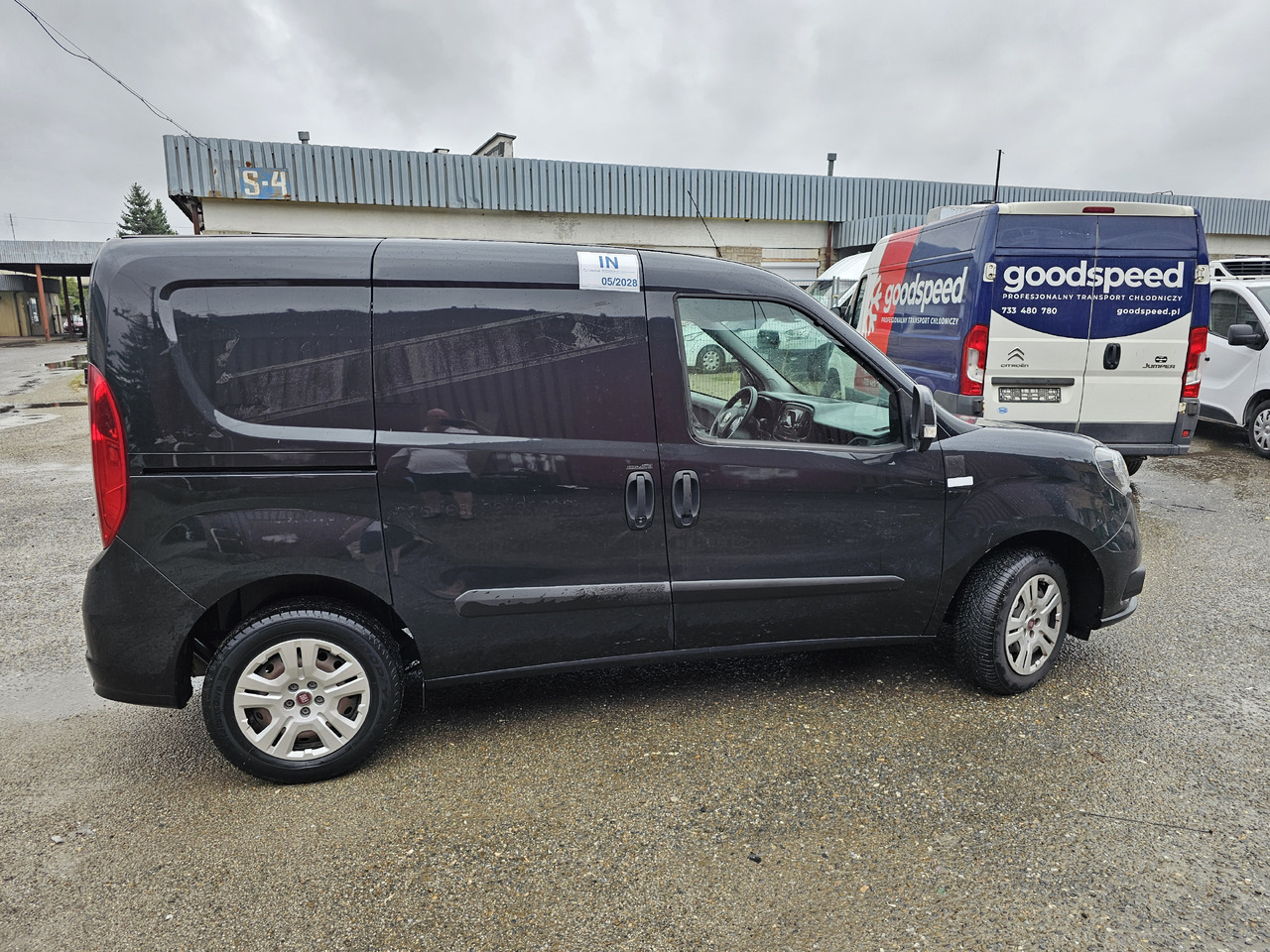 FIAT DOBLO CHLODNIA MROZNIA CARRIER KLIMA EURO6 - Фургон-рефрижератор: фото 5 FIAT DOBLO CHLODNIA MROZNIA CARRIER KLIMA EURO6 - Фургон-рефрижератор: фото 5