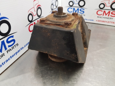 Case 5140, 5120, 5130, 5150, 5220, 5250, Cab Support Mounts 1531800c1 - Подвеска кабины: фото 4 Case 5140, 5120, 5130, 5150, 5220, 5250, Cab Support Mounts 1531800c1 - Подвеска кабины: фото 4