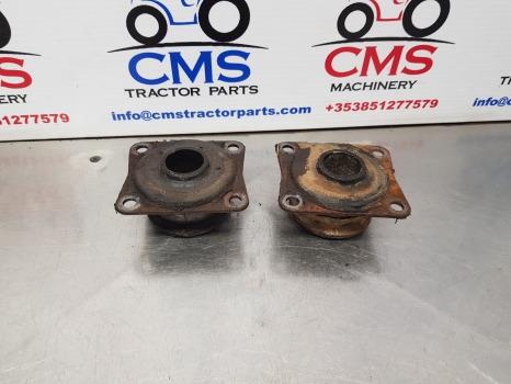 Case Maxxum 5120, 5140, 5130, 5240 Cab Front Support Damper Pair 1533773c1 - Подвеска кабины: фото 1 Case Maxxum 5120, 5140, 5130, 5240 Cab Front Support Damper Pair 1533773c1 - Подвеска кабины: фото 1