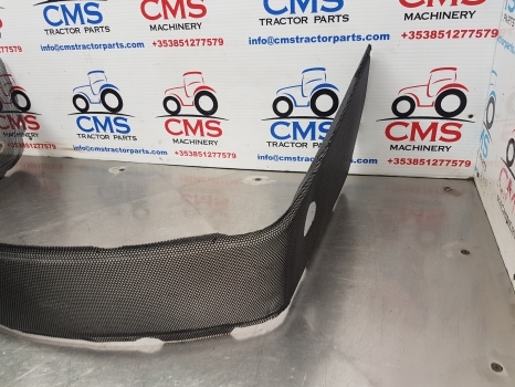 Claas Arion 640-610, Ares 697-617 Front Grille 7700069769 - Решётка радиатора: фото 3 Claas Arion 640-610, Ares 697-617 Front Grille 7700069769 - Решётка радиатора: фото 3