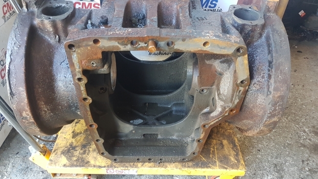 Задняя ось для Тракторов Deutz Agrotron 6.15 Rear Axle Housing Box 04417701: фото 7