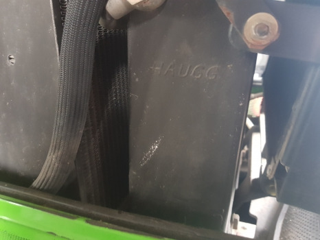 Deutz Agrotron M620, M610, M615,m640,ttv620, 610, Oil Cooler 0.015.6911.2/10 - Радиатор: фото 3 Deutz Agrotron M620, M610, M615,m640,ttv620, 610, Oil Cooler 0.015.6911.2/10 - Радиатор: фото 3