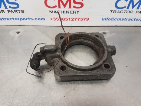 Fendt 724 S4, 716, 718, 720, Pto Shaft Cover 716150220062 - Трансмиссия: фото 1 Fendt 724 S4, 716, 718, 720, Pto Shaft Cover 716150220062 - Трансмиссия: фото 1