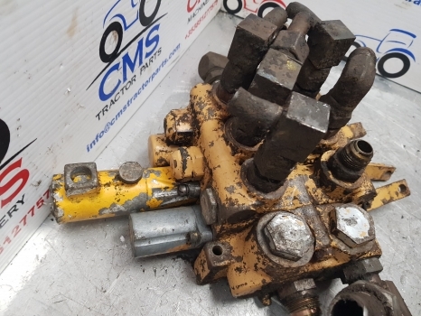 Ford 655, 655a, 550, 555, 555a Digger Loader Control Hydraulic Valve Complete - Гидравлический клапан для Экскаваторов-погрузчиков: фото 4 Ford 655, 655a, 550, 555, 555a Digger Loader Control Hydraulic Valve Complete - Гидравлический клапан для Экскаваторов-погрузчиков: фото 4