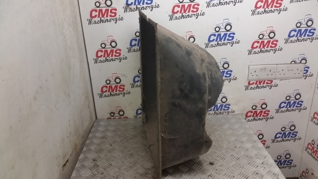 Ford 6710, 7710 Radiator Cowling E5nn8146ba, E5nn8146da - Система охлаждения для Тракторов: фото 2 Ford 6710, 7710 Radiator Cowling E5nn8146ba, E5nn8146da - Система охлаждения для Тракторов: фото 2