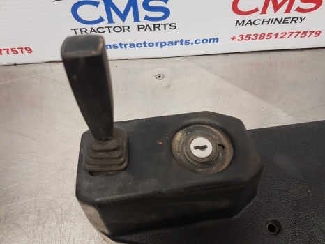 Ford 7840, 8240, 40 Series, Panel, Ignition, Wiper Switch F0nn11n501aa - Кабина и интерьер для Тракторов: фото 3 Ford 7840, 8240, 40 Series, Panel, Ignition, Wiper Switch F0nn11n501aa - Кабина и интерьер для Тракторов: фото 3