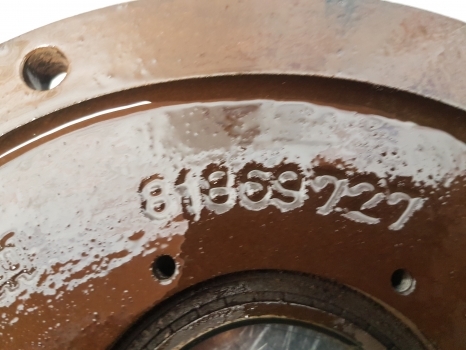 Ford New Holland 40, Ts Series Transmission Cover Plate 81869727 - Коробка передач для Тракторов: фото 4 Ford New Holland 40, Ts Series Transmission Cover Plate 81869727 - Коробка передач для Тракторов: фото 4