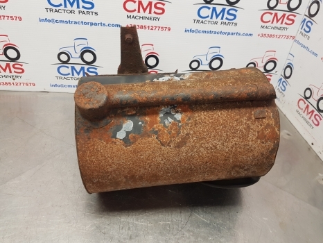 Ford New Holland 7840, 40 Series Air Filter Box 82008592, E9nn9c602cb11m - Воздушный фильтр для Тракторов: фото 4 Ford New Holland 7840, 40 Series Air Filter Box 82008592, E9nn9c602cb11m - Воздушный фильтр для Тракторов: фото 4