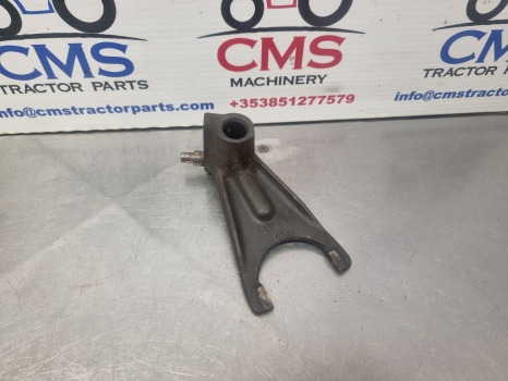 International Case 885, 85 Series, Transmission Fork Front 1537571c1, 1286428c1 - Трансмиссия: фото 1 International Case 885, 85 Series, Transmission Fork Front 1537571c1, 1286428c1 - Трансмиссия: фото 1