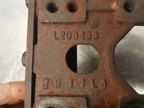 John Deere 6210r, 6190r, 6115m, 6125r Exhaust Filter Support L2008488 - Глушитель/ Выхлопная система для Сельскохозяйственной техники: фото 4 John Deere 6210r, 6190r, 6115m, 6125r Exhaust Filter Support L2008488 - Глушитель/ Выхлопная система для Сельскохозяйственной техники: фото 4