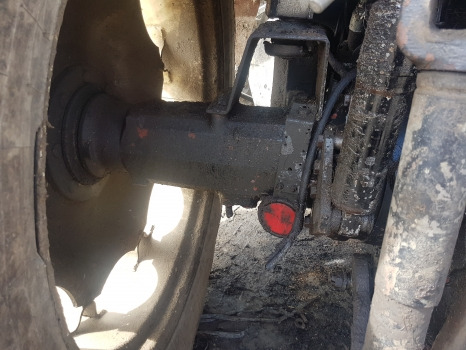 Lamborghini 1106 Engine, Front, Rear Axle, Transmission, Hydraulic And Lift Nut - Двигатель: фото 4 Lamborghini 1106 Engine, Front, Rear Axle, Transmission, Hydraulic And Lift Nut - Двигатель: фото 4