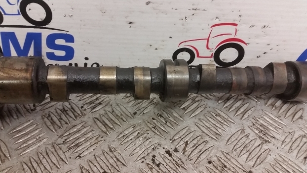 Massey Ferguson 130, 135, 140, 150 Camshaft 31415261 - Распределительный вал для Тракторов: фото 2 Massey Ferguson 130, 135, 140, 150 Camshaft 31415261 - Распределительный вал для Тракторов: фото 2