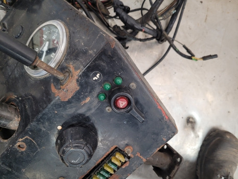 Кабина и интерьер Massey Ferguson 290 Dash Steering Panel, Wheel, Wiring Loom 1674232m1: фото 7