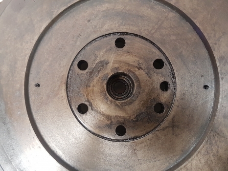 Massey Ferguson 65 Mk1 Engine Flywheel Mf65 - Маховик для Тракторов: фото 3 Massey Ferguson 65 Mk1 Engine Flywheel Mf65 - Маховик для Тракторов: фото 3