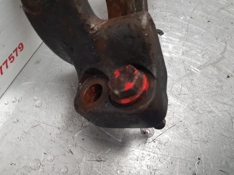 Mccormick Case Mxc, Mc Mc100 Front Axle Support Bracket Rear 138533, 318588a1 - Подвеска для Тракторов: фото 3 Mccormick Case Mxc, Mc Mc100 Front Axle Support Bracket Rear 138533, 318588a1 - Подвеска для Тракторов: фото 3