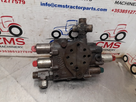 Гидравлика New Holland T7, T7000 Case Puma T7030 Hydraulic Valve Distribuitor 875252287: фото 7