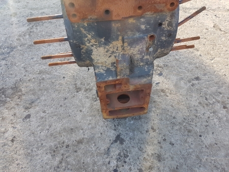 New Holland Tm130, Tm120, Tm140 Transmission Housing 47125398, 44985001 - Коробка передач для Тракторов: фото 4 New Holland Tm130, Tm120, Tm140 Transmission Housing 47125398, 44985001 - Коробка передач для Тракторов: фото 4