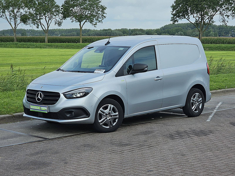 Mercedes-Benz Citan 110 CDI 3-Zits LED Automaat! - Фургон с закрытым кузовом: фото 2 Mercedes-Benz Citan 110 CDI 3-Zits LED Automaat! - Фургон с закрытым кузовом: фото 2
