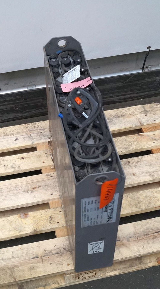 Jungheinrich unknown | Battery 24 2PZB150 year 2021 weight 150 kg sn. C81272117 - Аккумулятор для Погрузочно-разгрузочной техники: фото 1 Jungheinrich unknown | Battery 24 2PZB150 year 2021 weight 150 kg sn. C81272117 - Аккумулятор для Погрузочно-разгрузочной техники: фото 1