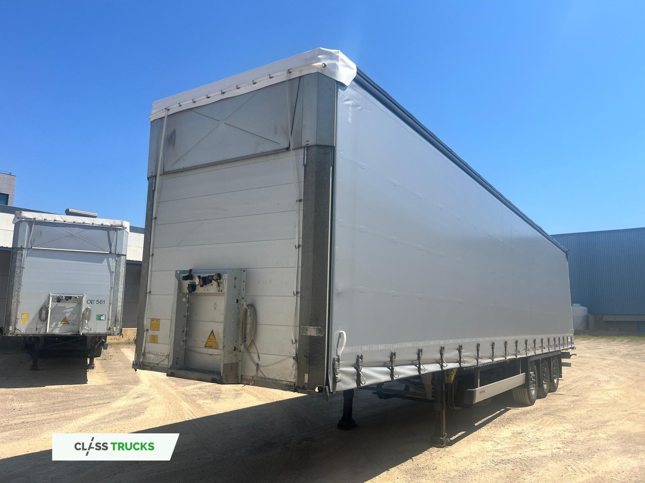 Schmitz Cargobull SCS24/L Varios - Тентованный полуприцеп: фото 1 Schmitz Cargobull SCS24/L Varios - Тентованный полуприцеп: фото 1