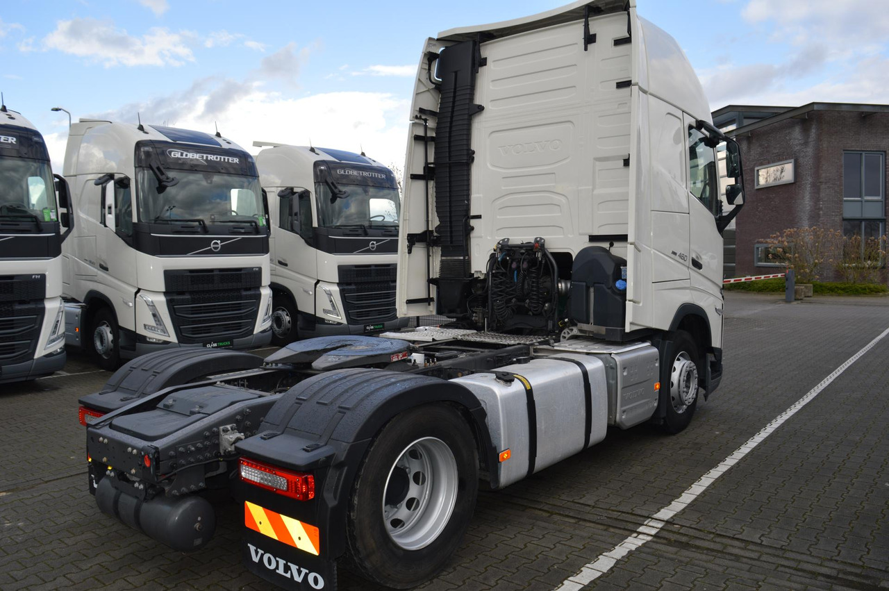 Volvo FH 460 Globetrotter XL i-Save I-ParkCool - Тягач: фото 4 Volvo FH 460 Globetrotter XL i-Save I-ParkCool - Тягач: фото 4