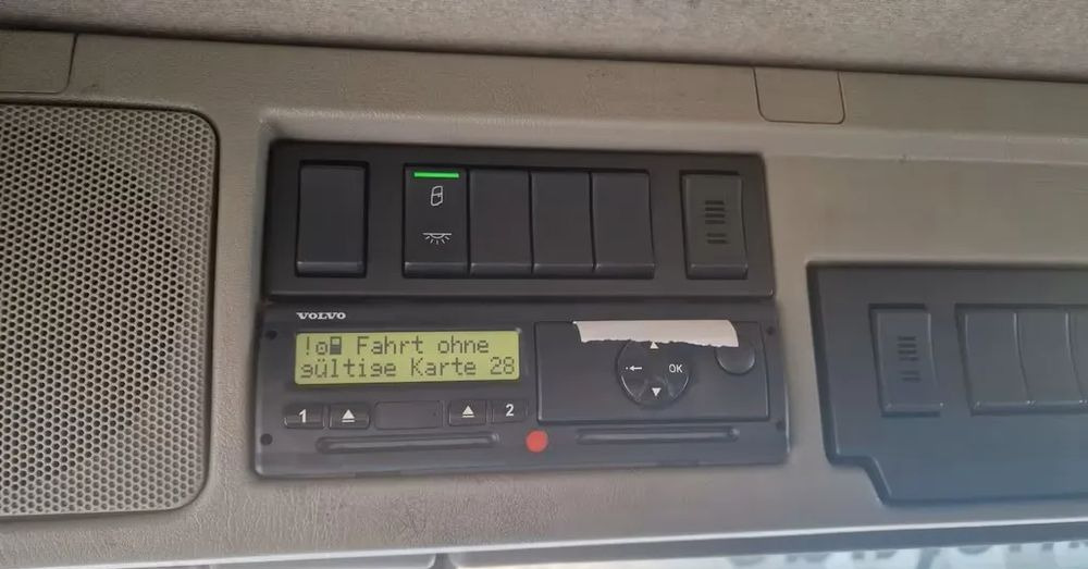 Volvo FM 420 – zabudowa + plandeka / Automatyczna skrzynia / Euro 6 / Zawieszenie pneumatyczne/ 4x2/ в лизинг Volvo FM 420 – zabudowa + plandeka / Automatyczna skrzynia / Euro 6 / Zawieszenie pneumatyczne/ 4x2/: фото 12