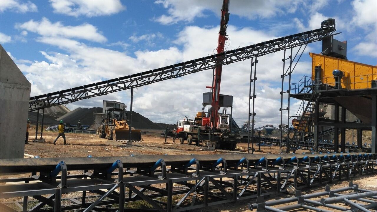 Kinglink 250-300 TPH Stationary Basalt Stone Crushing Plant - Дробилка: фото 3 Kinglink 250-300 TPH Stationary Basalt Stone Crushing Plant - Дробилка: фото 3