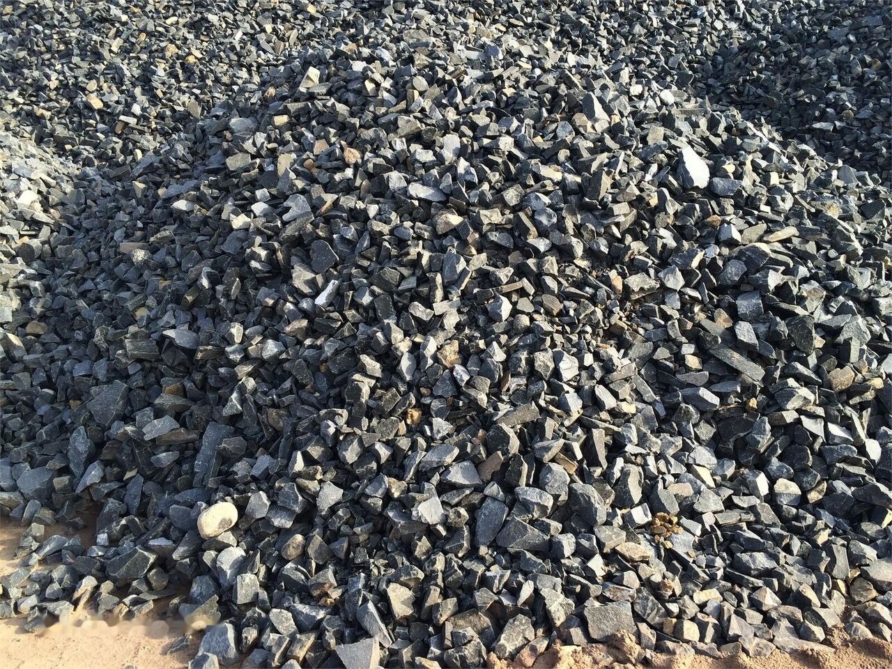 Kinglink 250-300 TPH Stationary Basalt Stone Crushing Plant - Дробилка: фото 1 Kinglink 250-300 TPH Stationary Basalt Stone Crushing Plant - Дробилка: фото 1