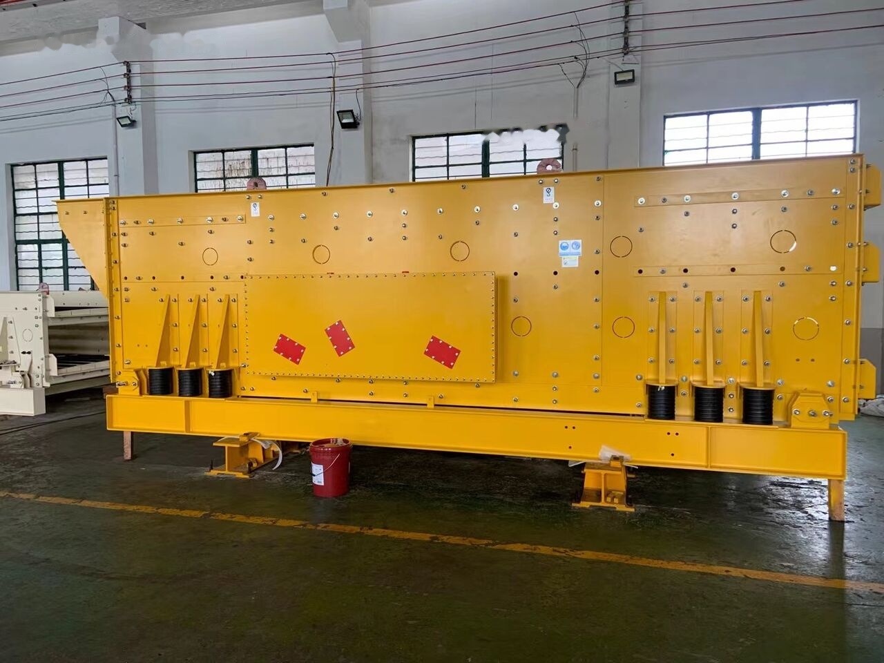 Kinglink KTH Horizontal Vibrating Screen | Triple Shafts - Грохот: фото 3 Kinglink KTH Horizontal Vibrating Screen | Triple Shafts - Грохот: фото 3