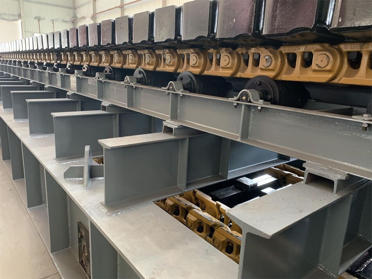 Kinglink WBZ200 Iron/Copper Ore Apron Chain feeder - Конвейер: фото 2 Kinglink WBZ200 Iron/Copper Ore Apron Chain feeder - Конвейер: фото 2