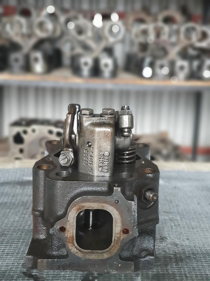 MERCEDES-BENZ ACTROS OM 541 EURO III - Головка блока для Грузовиков: фото 2 MERCEDES-BENZ ACTROS OM 541 EURO III - Головка блока для Грузовиков: фото 2