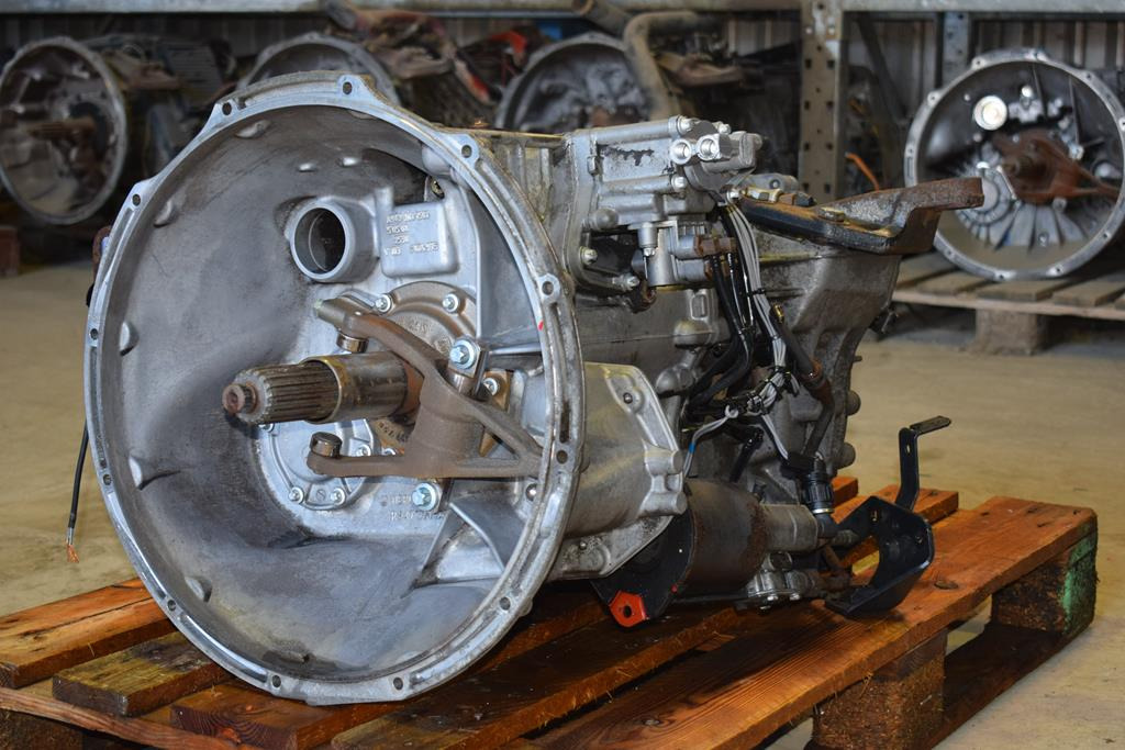 MERCEDES-BENZ AXOR G131 - 9 - Коробка передач для Грузовиков: фото 1 MERCEDES-BENZ AXOR G131 - 9 - Коробка передач для Грузовиков: фото 1