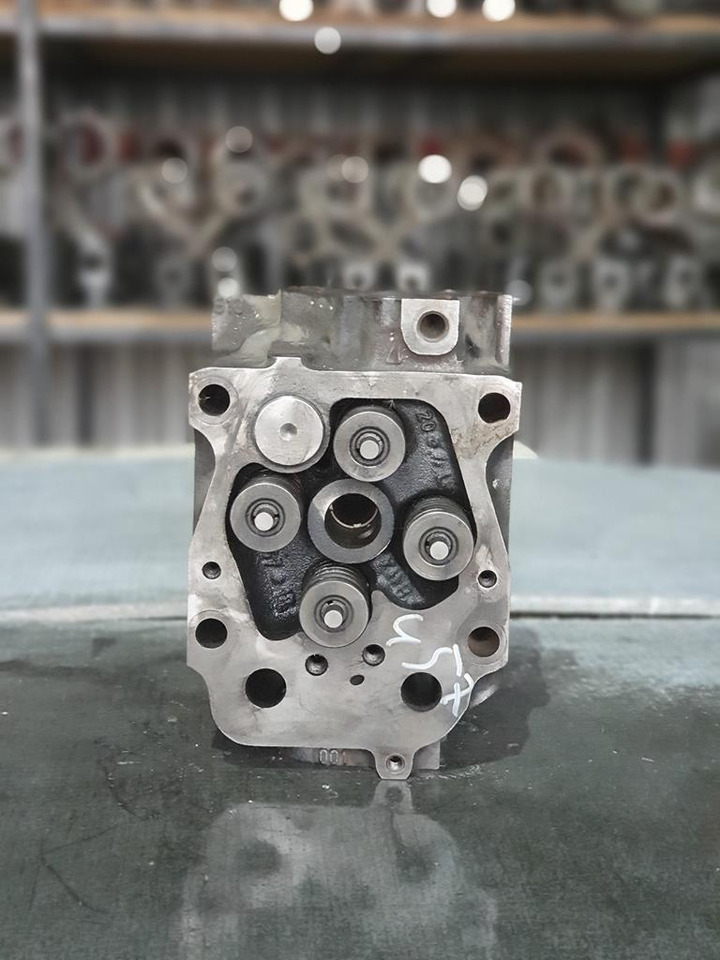 MERCEDES-BENZ AXOR OM 457 EURO III - Головка блока для Грузовиков: фото 2 MERCEDES-BENZ AXOR OM 457 EURO III - Головка блока для Грузовиков: фото 2