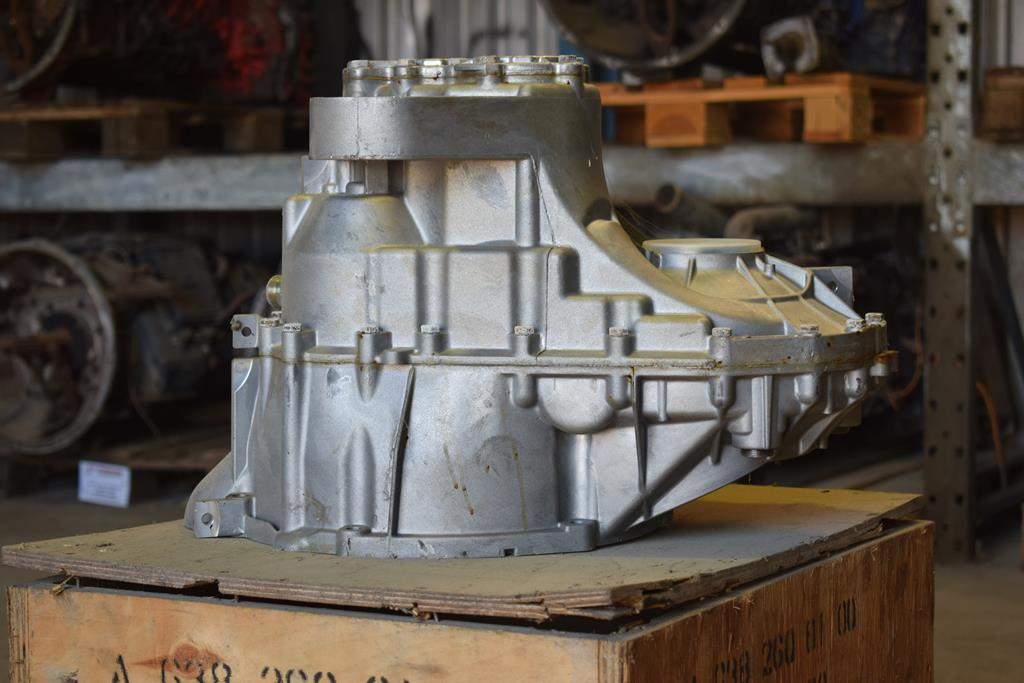 MERCEDES-BENZ VITO - Α 638 260 01 00 - Коробка передач для Грузовиков: фото 3 MERCEDES-BENZ VITO - Α 638 260 01 00 - Коробка передач для Грузовиков: фото 3