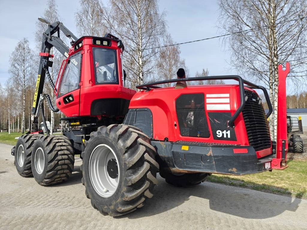 Komatsu 911 - Харвестер: фото 3 Komatsu 911 - Харвестер: фото 3