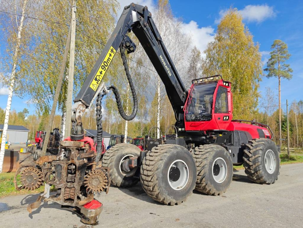 Komatsu 951 - Харвестер: фото 1 Komatsu 951 - Харвестер: фото 1