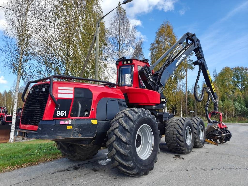 Komatsu 951  - Харвестер: фото 4 Komatsu 951  - Харвестер: фото 4