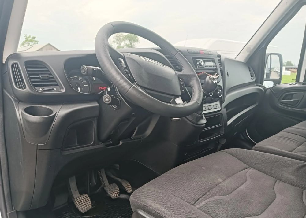 Iveco 35C13, 35C12, 35C14, 35C15 - Малотоннажный самосвал: фото 5 Iveco 35C13, 35C12, 35C14, 35C15 - Малотоннажный самосвал: фото 5
