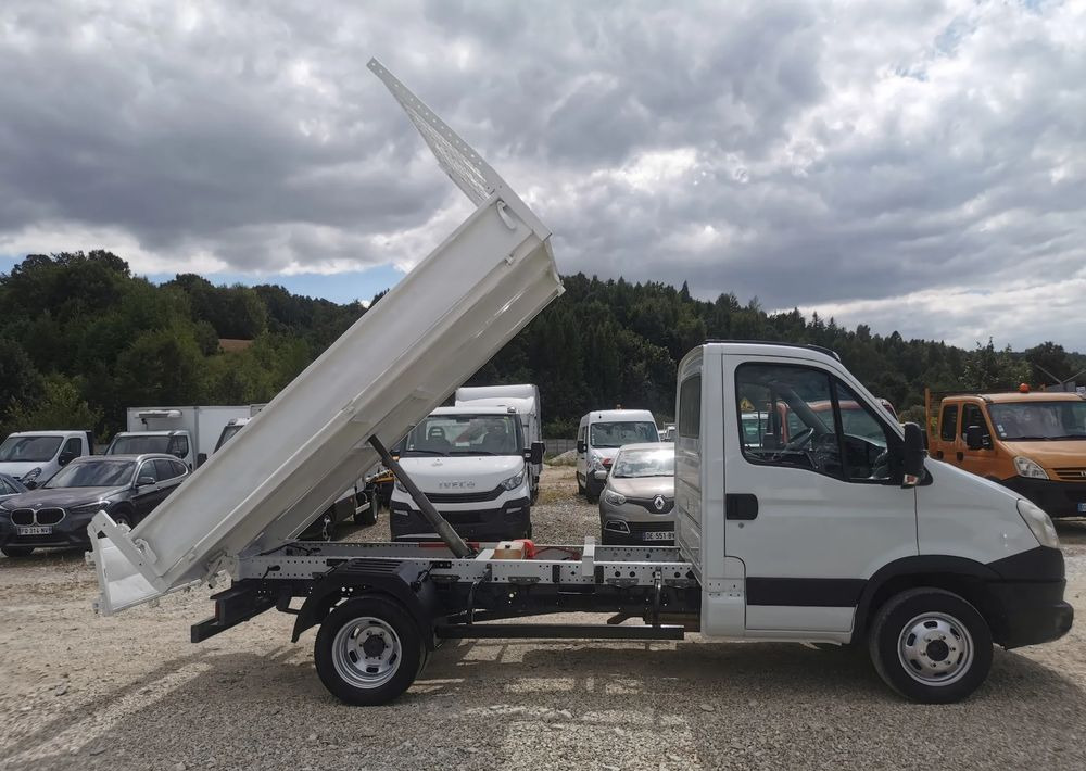 Iveco Daily 35C11 Kiper wywrotka Hak Bliźniak sprowadzony 35C12 - Малотоннажный самосвал: фото 4 Iveco Daily 35C11 Kiper wywrotka Hak Bliźniak sprowadzony 35C12 - Малотоннажный самосвал: фото 4