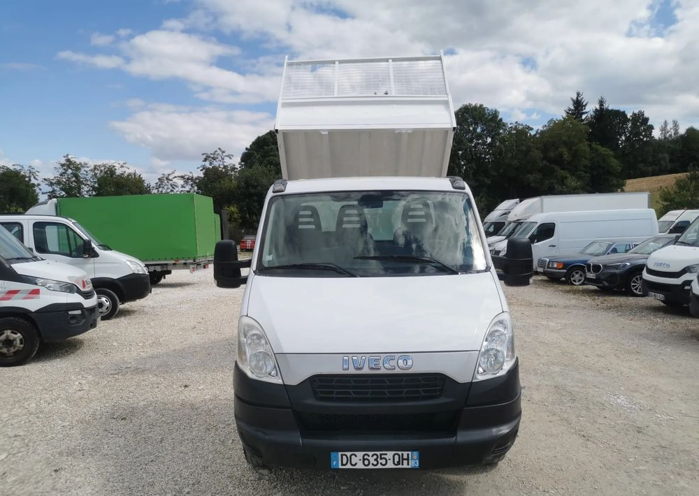 Iveco Daily 35C11 Kiper wywrotka Hak Bliźniak sprowadzony 35C12 - Малотоннажный самосвал: фото 2 Iveco Daily 35C11 Kiper wywrotka Hak Bliźniak sprowadzony 35C12 - Малотоннажный самосвал: фото 2