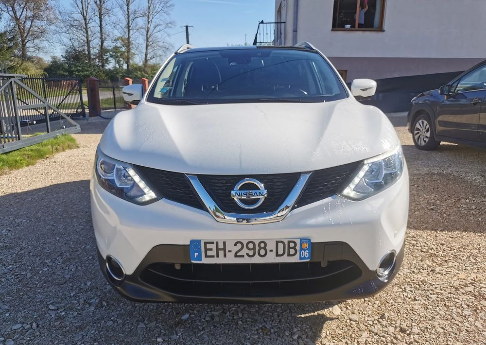 Nissan Qashqai 1.2 DIG-T N-Connecta EU6 - Внедорожник: фото 2 Nissan Qashqai 1.2 DIG-T N-Connecta EU6 - Внедорожник: фото 2