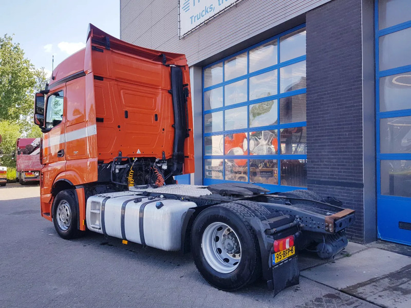 Mercedes-Benz Actros 1945 Double Tank New Apk TÜV - Тягач: фото 4 Mercedes-Benz Actros 1945 Double Tank New Apk TÜV - Тягач: фото 4