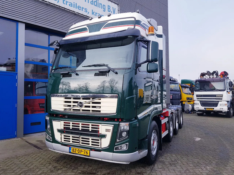 Volvo FH 16.700 8x4 140 ton Retarder - Тягач: фото 3 Volvo FH 16.700 8x4 140 ton Retarder - Тягач: фото 3