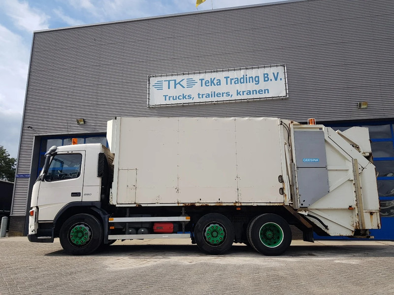 Volvo FM 9.260 Geesink GPM II Euro 3 - Мусоровоз: фото 3 Volvo FM 9.260 Geesink GPM II Euro 3 - Мусоровоз: фото 3