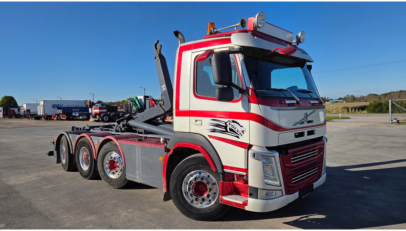 Volvo FM460 8X2*6 - Крюковой мультилифт: фото 2 Volvo FM460 8X2*6 - Крюковой мультилифт: фото 2