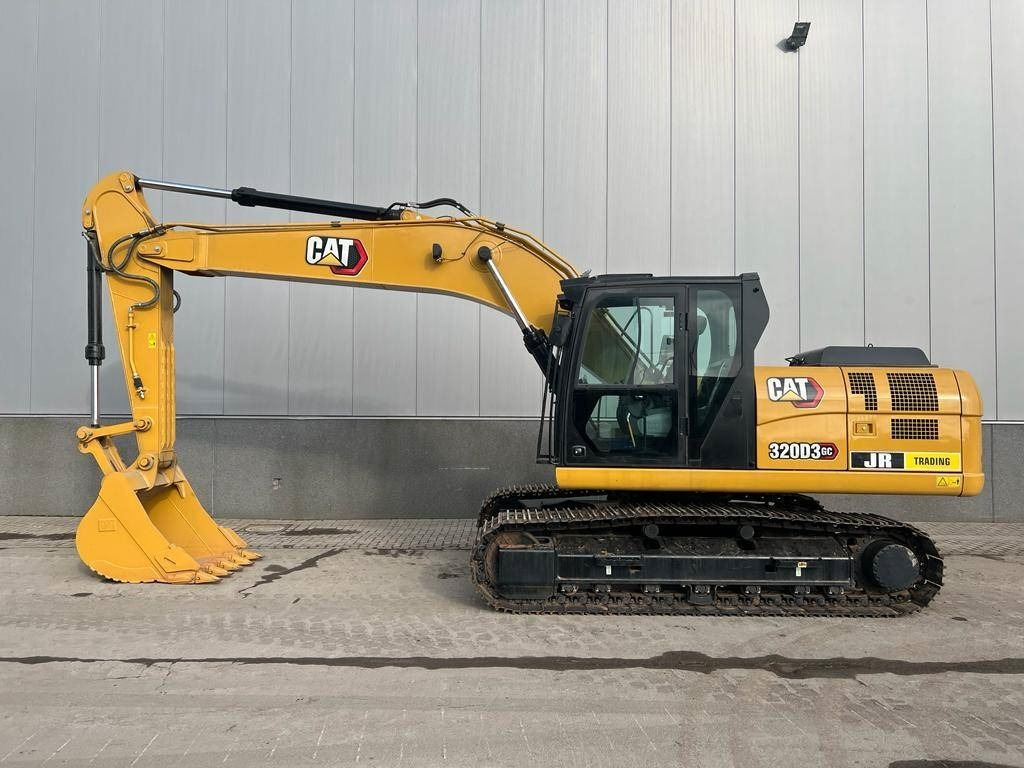 CAT 320 D3 GC - Гусеничный экскаватор: фото 1 CAT 320 D3 GC - Гусеничный экскаватор: фото 1